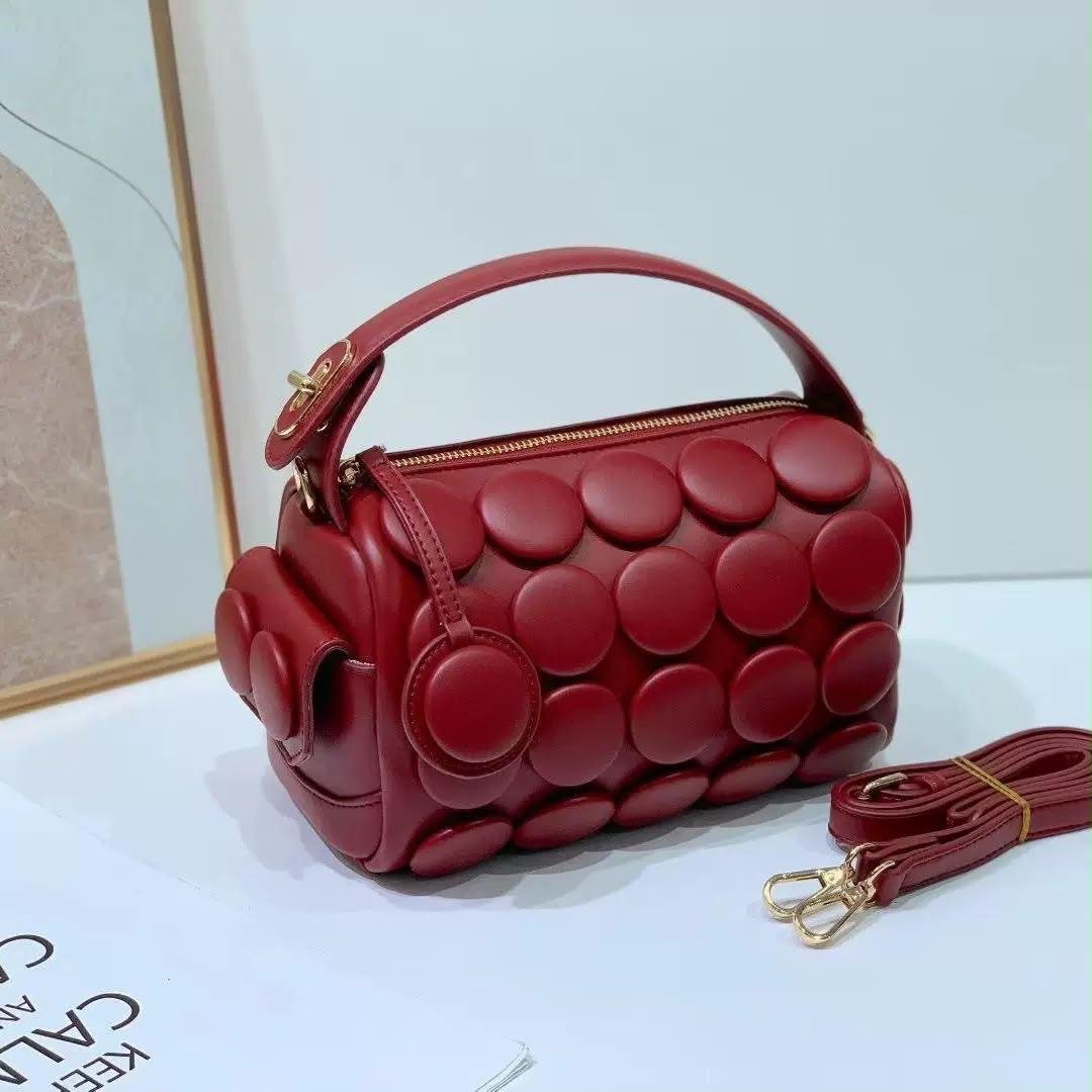 Circle botton bag