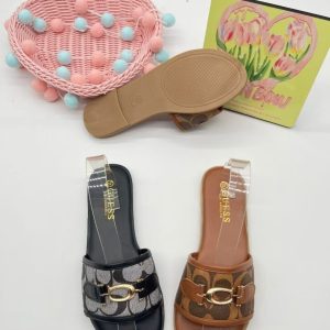 Guess slippers