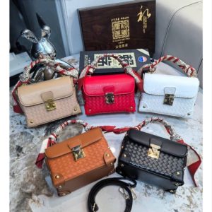 Tiwa  bag